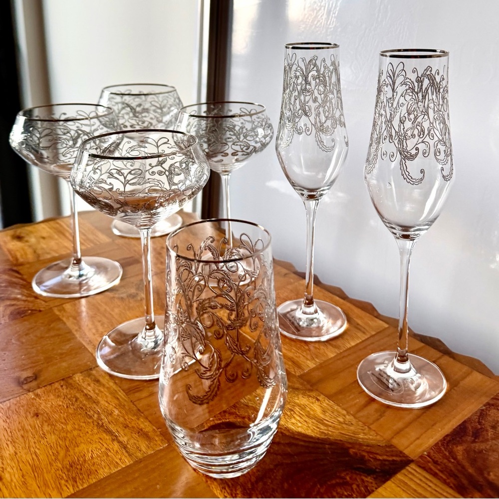 Anthropologie Silver Scroll Stemmed Champagne Glasses made in Slovakia - Picture 4 of 7